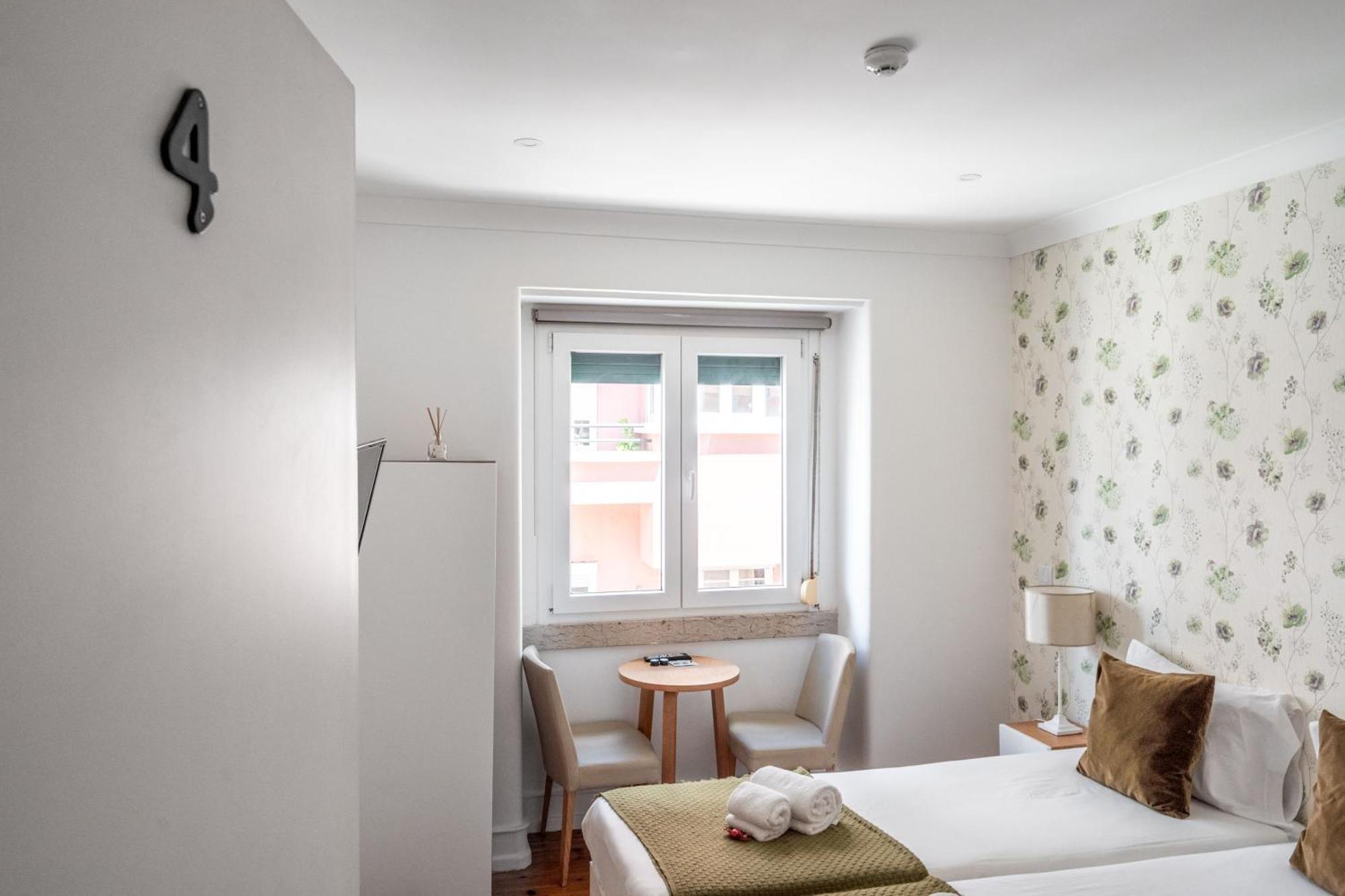 Cozy Avenida Guesthouse Lisbon Exterior photo